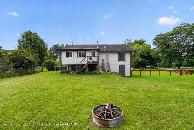 1909 Maple Shade Drive, Williamston, MI 48895