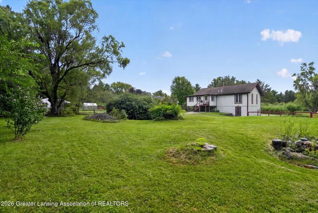 1909 Maple Shade Drive, Williamston, MI 48895