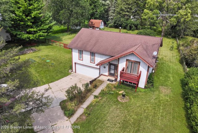 1909 Maple Shade Drive, Williamston, MI 48895