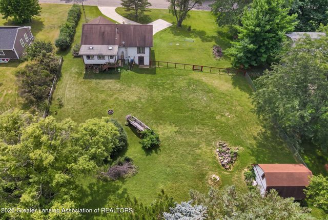 1909 Maple Shade Drive, Williamston, MI 48895