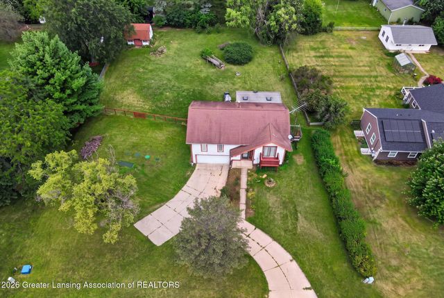 1909 Maple Shade Drive, Williamston, MI 48895