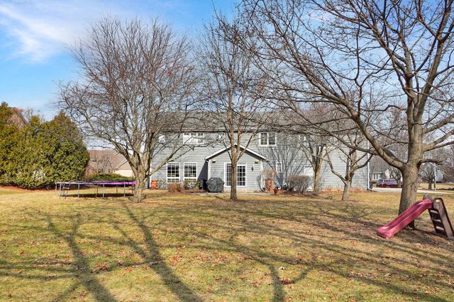 N52W16073 Bette DRIVE, Menomonee Falls, WI 53051