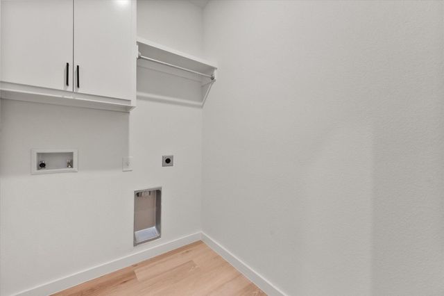 1414 Farmhouse Avenue, Wolfforth, TX 79382