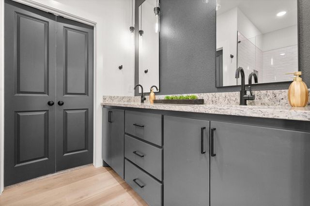 1414 Farmhouse Avenue, Wolfforth, TX 79382