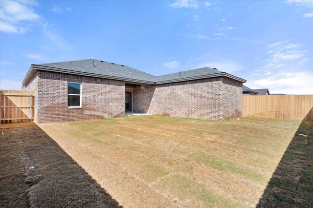 1414 Farmhouse Avenue, Wolfforth, TX 79382