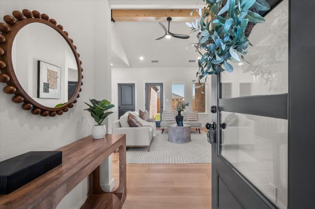 1414 Farmhouse Avenue, Wolfforth, TX 79382