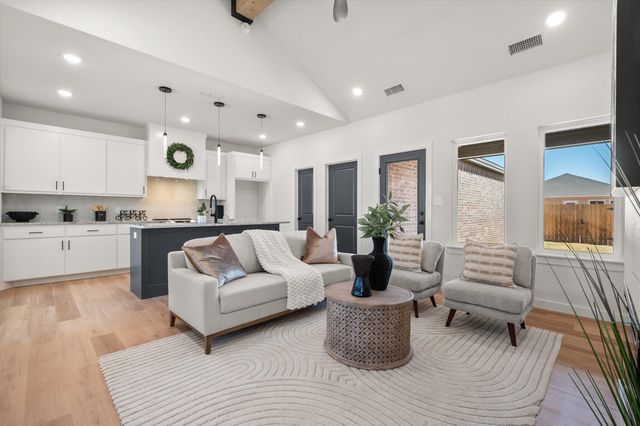 1414 Farmhouse Avenue, Wolfforth, TX 79382