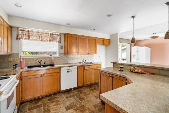 4020 S Lacey St, Spokane, WA 99223