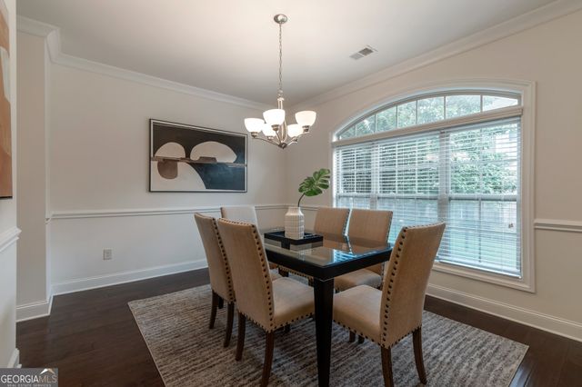 7850 Willoughby Court, Alpharetta, GA 30005