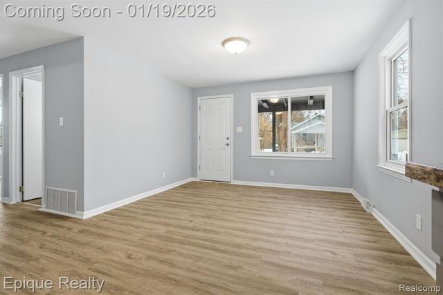 2213 Bancroft Street, Port Huron, MI 48060