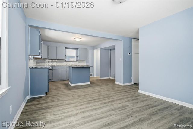 2213 Bancroft Street, Port Huron, MI 48060