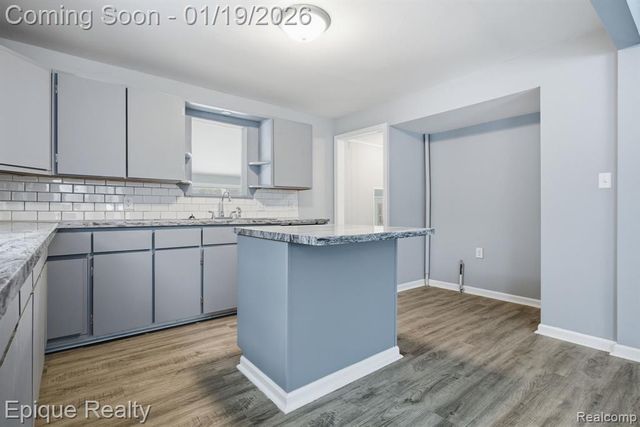 2213 Bancroft Street, Port Huron, MI 48060