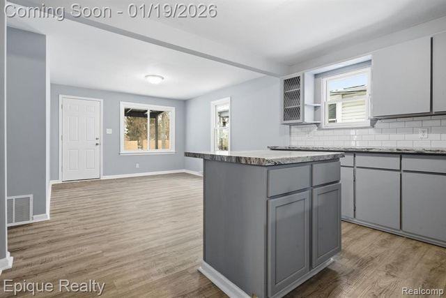 2213 Bancroft Street, Port Huron, MI 48060