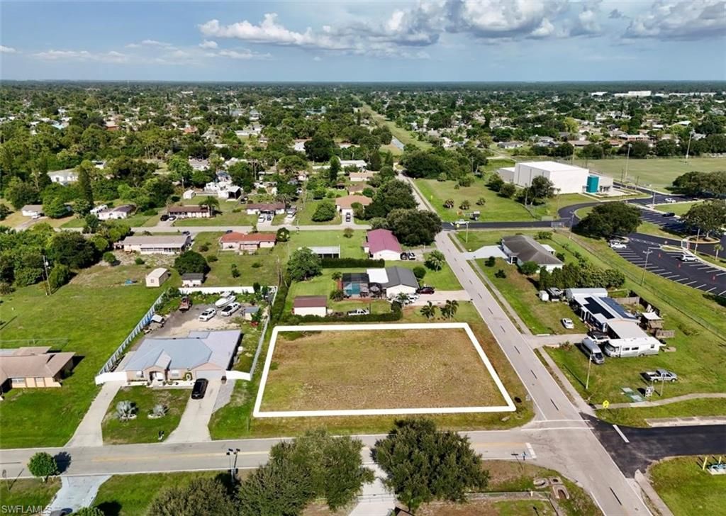 205 Arthur AVE, LEHIGH ACRES, FL 33936 — photo 2