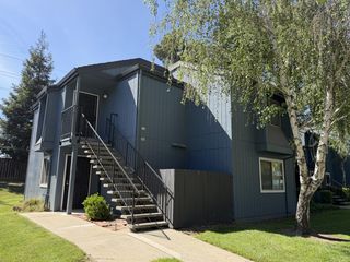 3591 Quail Lakes Dr #132, Stockton, CA 95207