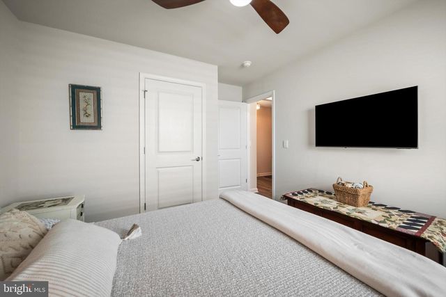 109 GRASMERE ST, Stephens City, VA 22655