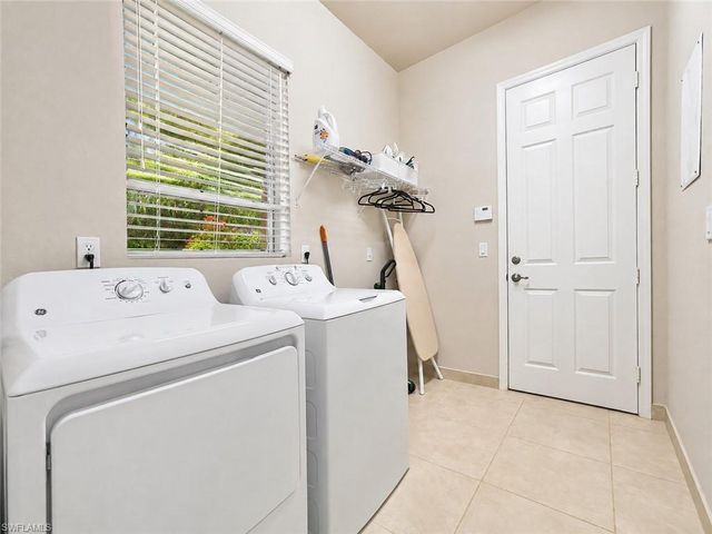4150 Aspen Chase DR, Naples, FL 34119