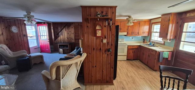 46 ADRIAN, Long Beach Township, NJ 08008