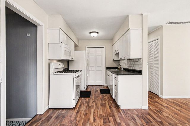 6585 Kandi Avenue, Portage, IN 46368