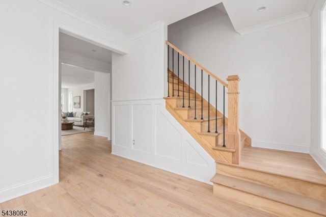21 Woodruff Ct, New Providence Boro, NJ 07974