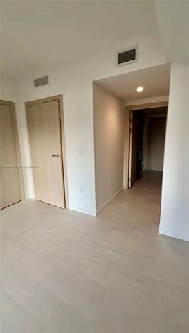 1000 brickell plz 2008, Miami, FL 33131