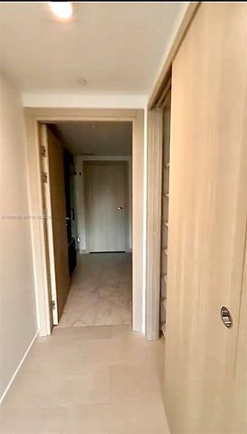 1000 brickell plz 2008, Miami, FL 33131