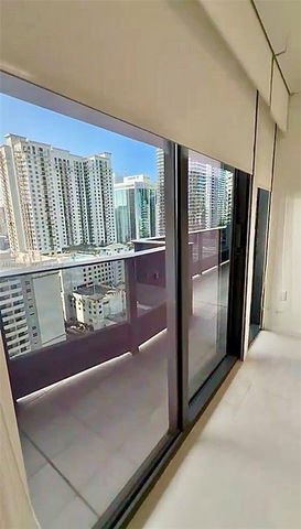 1000 brickell plz 2008, Miami, FL 33131