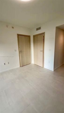 1000 brickell plz 2008, Miami, FL 33131