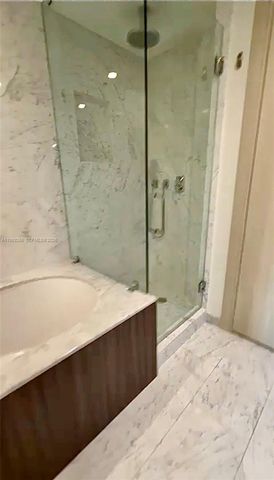 1000 brickell plz 2008, Miami, FL 33131