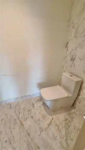 1000 brickell plz 2008, Miami, FL 33131