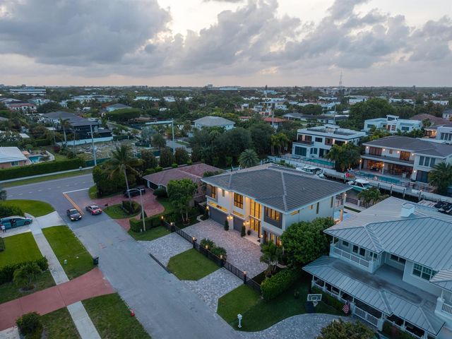 511 Silver Lane, Boca Raton, FL 33432