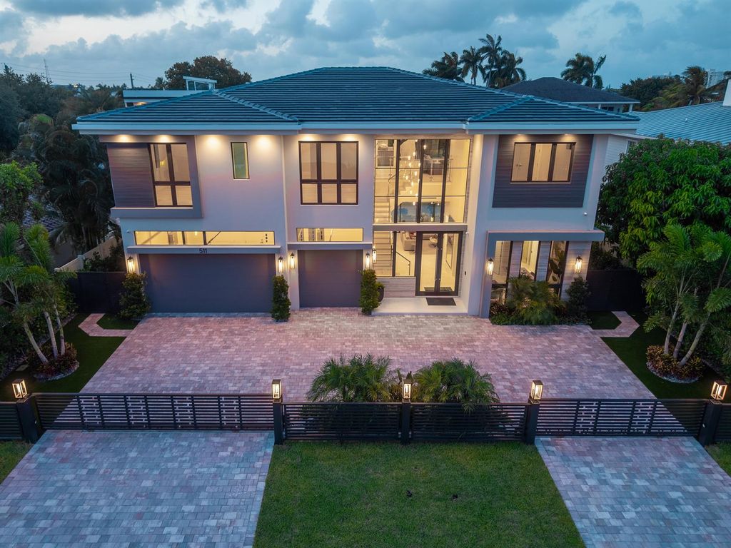 511 Silver Lane, Boca Raton, FL 33432