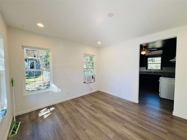 2762 Beverly Hills Drive, Sansom Park, TX 76114