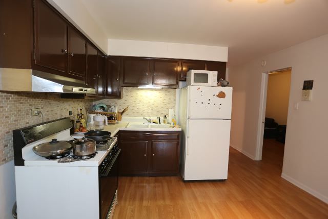 1473 W Erie Street 2F, Chicago, IL 60642
