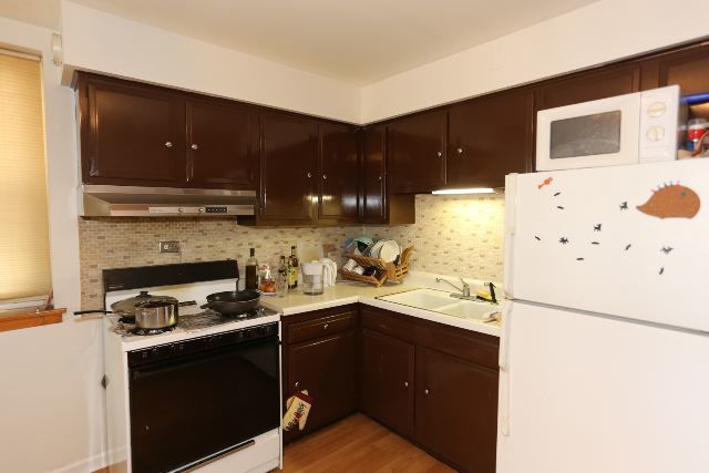 1473 W Erie Street 2F, Chicago, IL 60642
