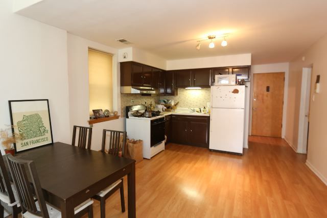1473 W Erie Street 2F, Chicago, IL 60642