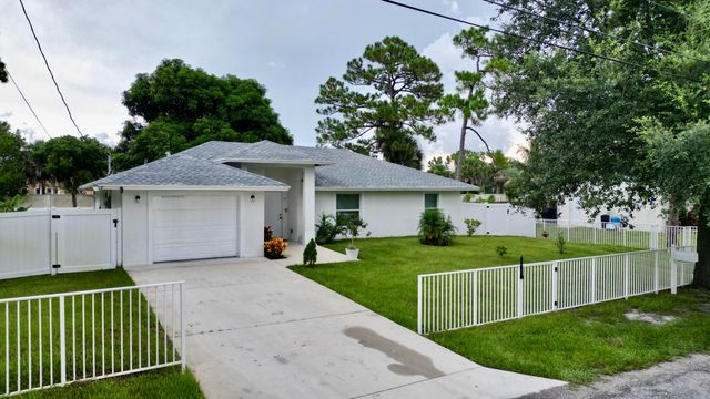 6539 Alexander Road, West Palm Beach, FL 33413