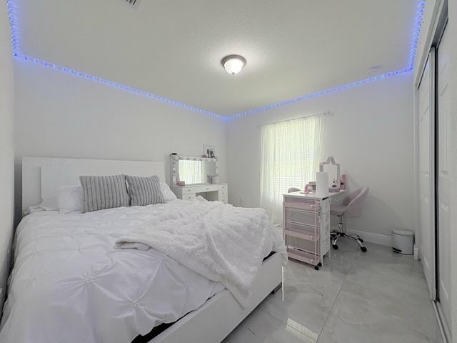 6539 Alexander Road, West Palm Beach, FL 33413
