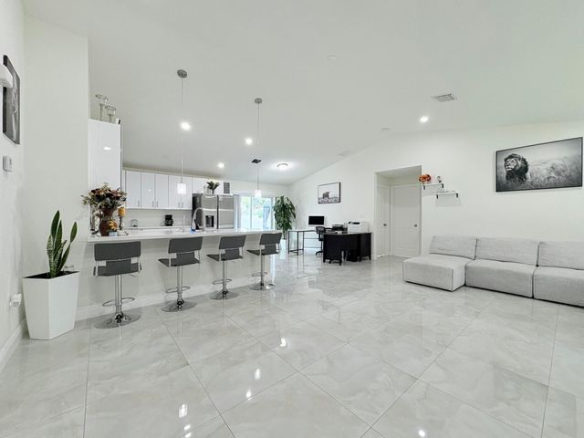6539 Alexander Road, West Palm Beach, FL 33413