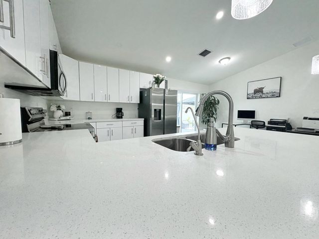 6539 Alexander Road, West Palm Beach, FL 33413