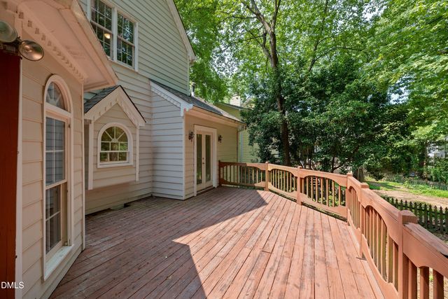 5325 Fairmead Circle, Raleigh, NC 27613
