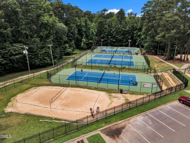 5325 Fairmead Circle, Raleigh, NC 27613