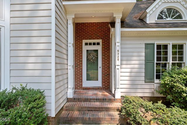 5325 Fairmead Circle, Raleigh, NC 27613