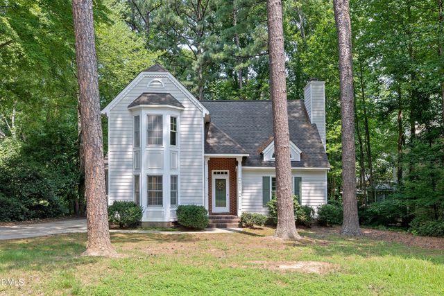 5325 Fairmead Circle, Raleigh, NC 27613