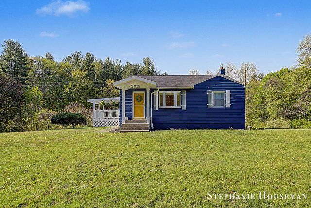 2914 River Hill Drive Nw, Tallmadge Twp, MI 49534