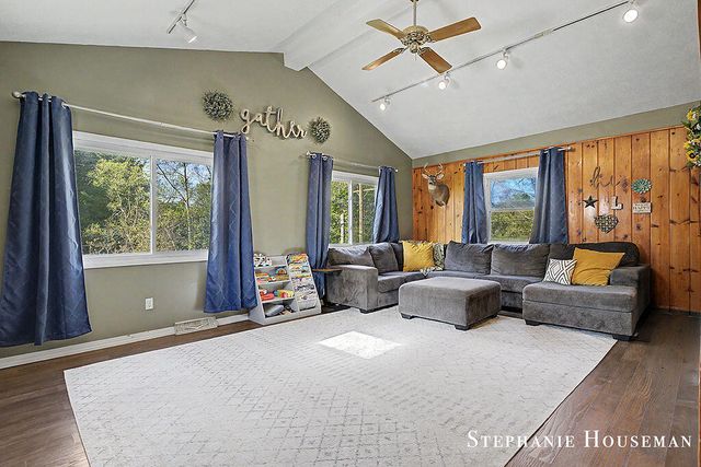 2914 River Hill Drive Nw, Tallmadge Twp, MI 49534