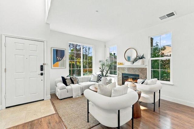 153 Positano Circle, Redwood City, CA 94065