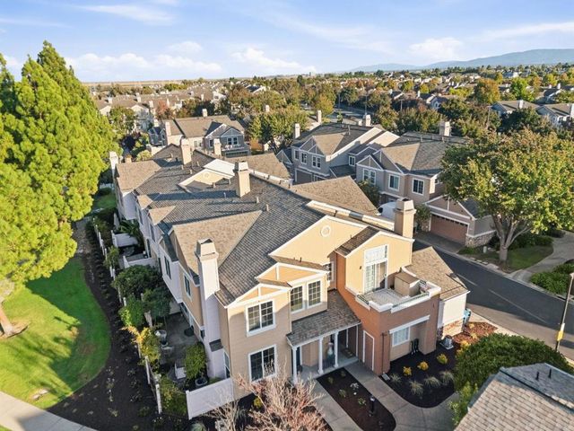 153 Positano Circle, Redwood City, CA 94065