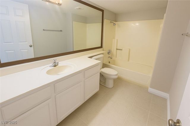 2962 Juniper Hills Boulevard 102, Las Vegas, NV 89142