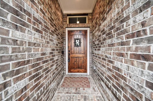19734 Oakdale Lakes Trail, Richmond, TX 77407